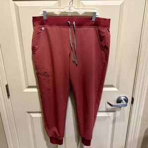 FIGS Zamora Jogger Scrub Pants Dark Cherry Red Women’s Size Large Petite